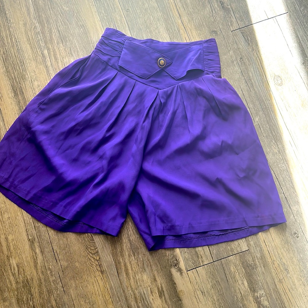 ☀️VTG| purple statement shorts